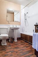 The Honest Lawyer, Ascend Hotel Collection