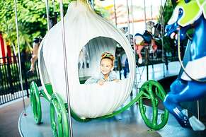 Nobby Beach Holiday Village