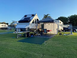 Nobby Beach Holiday Village