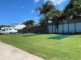 Nobby Beach Holiday Village