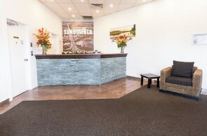 Sundowner Hotel Motel