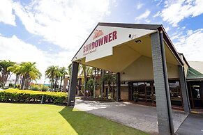 Sundowner Hotel Motel