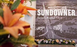 Sundowner Hotel Motel
