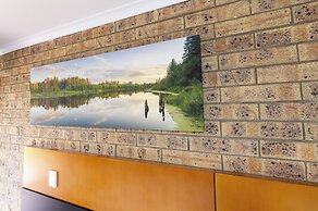 Sundowner Hotel Motel