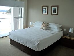 Edgewater Palms Apartments