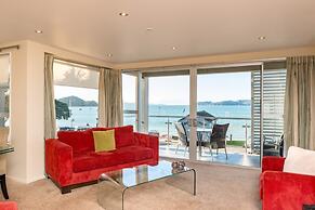 Edgewater Palms Apartments