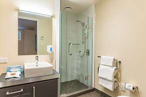 Edgewater Palms Apartments