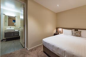 Edgewater Palms Apartments