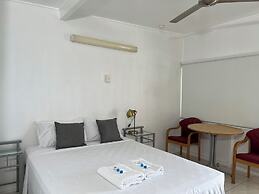 The Pearly Shell Motel