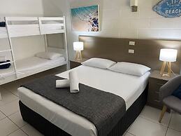 Moffat Beach Motel Caloundra