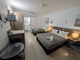 Moffat Beach Motel Caloundra
