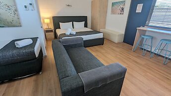 Moffat Beach Motel Caloundra