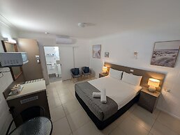 Moffat Beach Motel Caloundra