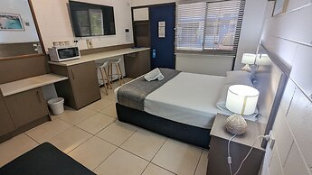 Moffat Beach Motel Caloundra