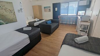 Moffat Beach Motel Caloundra