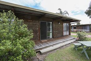 Lazy Acre Log Cabins