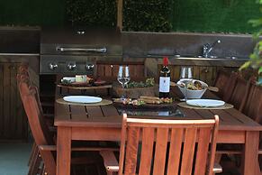 Lazy Acre Log Cabins