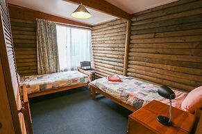 Lazy Acre Log Cabins