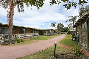 Lazy Acre Log Cabins