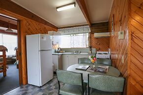 Lazy Acre Log Cabins