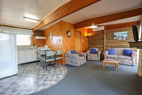 Lazy Acre Log Cabins