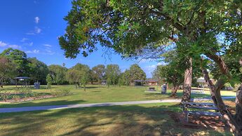 Peak Hill Golden Peak Budget Motel