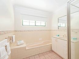 Barlings Beach Holiday Park