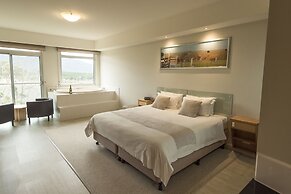 Macedon Ranges Hotel & Spa