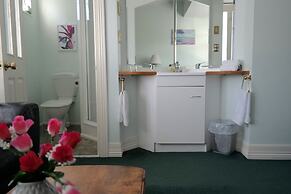 Admirals Lodge Picton