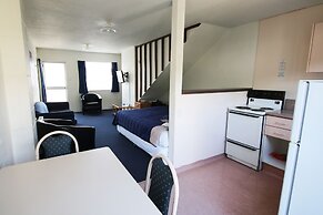 Midway Pacifica Lodge