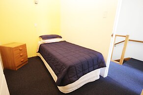 Midway Pacifica Lodge