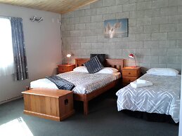 Abbey Court Motel