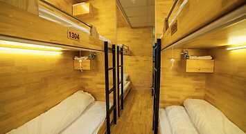 Box Hotel