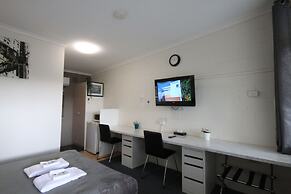 Pelicans Motel San Remo