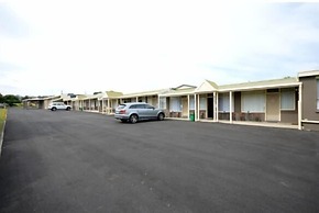 Pelicans Motel San Remo