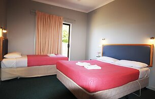 Pelicans Motel San Remo