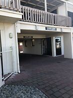 Edgewater Motor Lodge