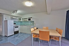 Edgewater Motor Lodge