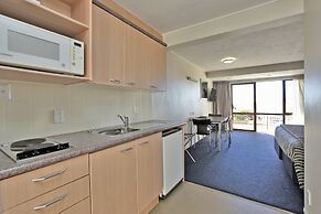 Edgewater Motor Lodge