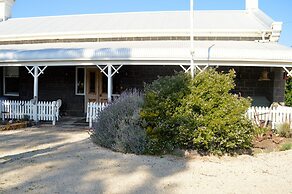 Little River Bed & Breakfast