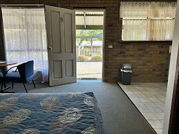 Tooleybuc Motel