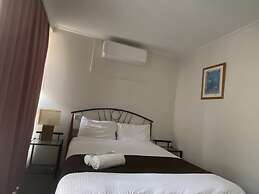 Warrina Motor Inn Wodonga CBD