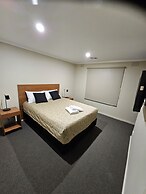 Top of the Town Motel & Apartments