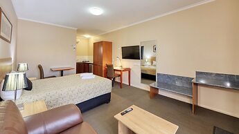 Top of the Town Motel & Apartments