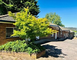 Deer Park Motor Inn