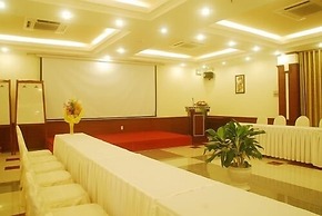 Hau Giang Hotel