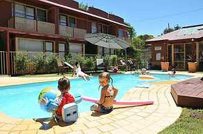National Hotel Complex and Bendigo Central Apartments