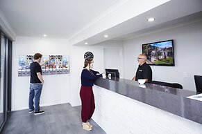 National Hotel Complex and Bendigo Central Apartments