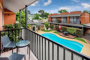 National Hotel Complex and Bendigo Central Apartments