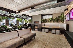 National Hotel Complex and Bendigo Central Apartments